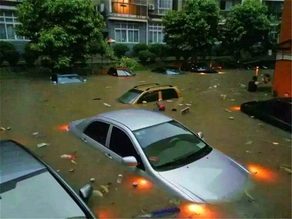 汽车被淹保险公司回理赔吗 一图看懂汽车被淹理赔情况