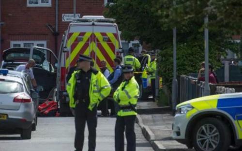 英国警方公布爆炸案嫌犯身份 90后孤独男子