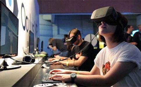 VR网吧什么时候普及 VR网吧体验好玩吗