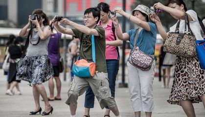 大陆游客全球大买特买 台湾却损失好几亿